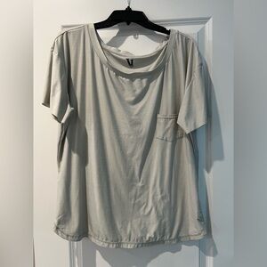 Vuori Casual Beige/Gray Women's T-Shirt